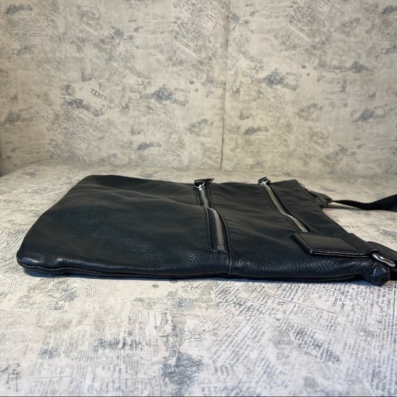 MARGOT BLACK LEATHER MOTO STYLE CROSSBODY PURSE - Picture 5 of 13